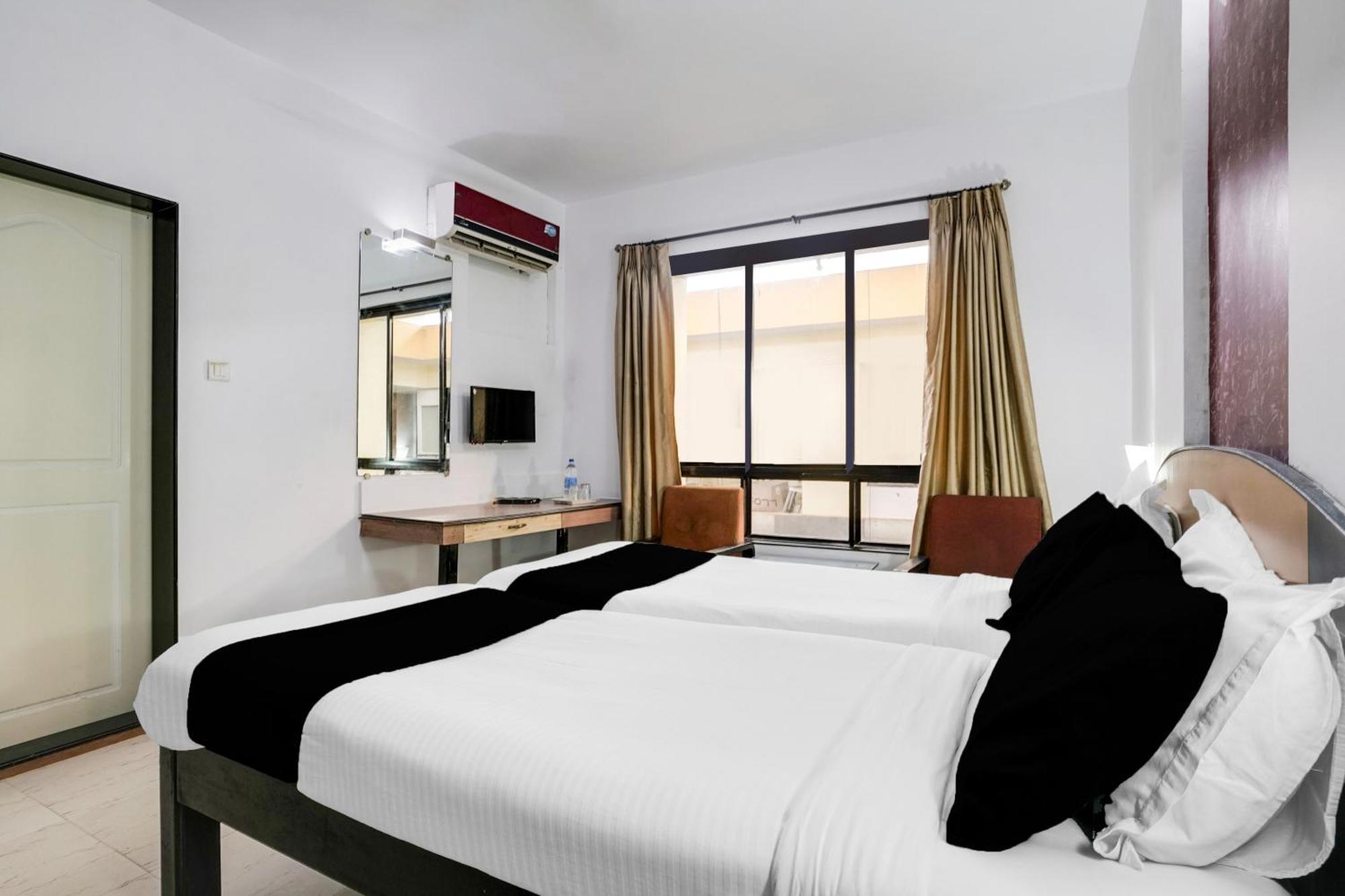 Super Townhouse Margao Near Railway Station Hotel Exterior foto
